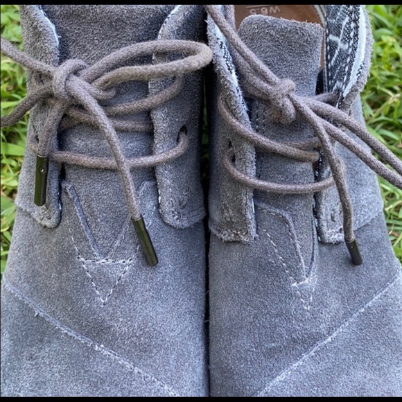 Toms Desert Wedge Boots Suede Grey 6.5 - Picture 8 of 8